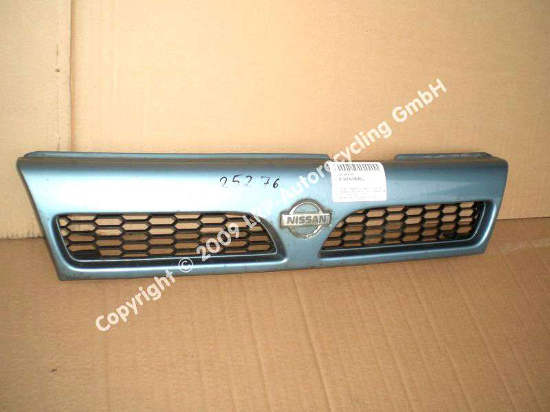 Nissan Sunny Kombi Y10 BJ1994 original Grill Kühlergrill